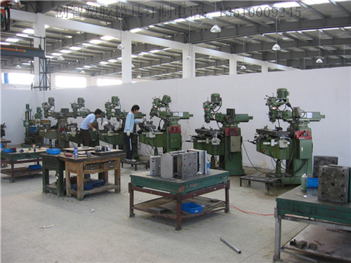 北京注塑模具厂